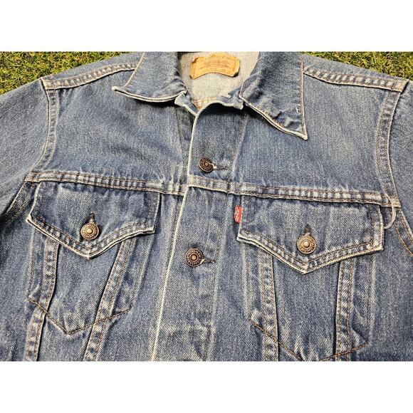 Vintage Levi’s Blue Jean Denim Trucker Jacket Size 38 70506 0216 Made in Canada - Picture 2 of 8